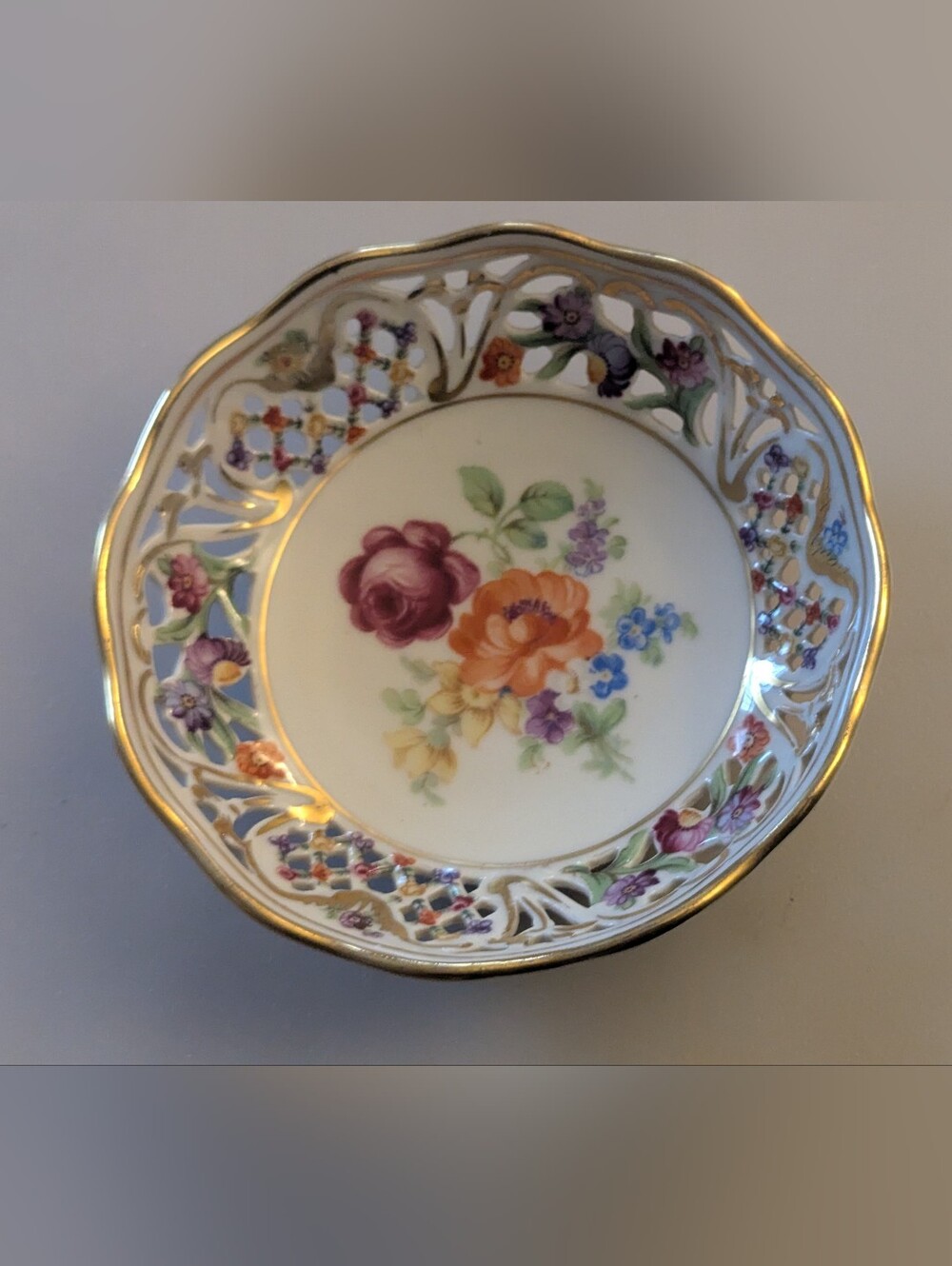Vintage Late 1940 Schumann Bavaria "CHATEAU" Germany US Zone Reticulated Bowl